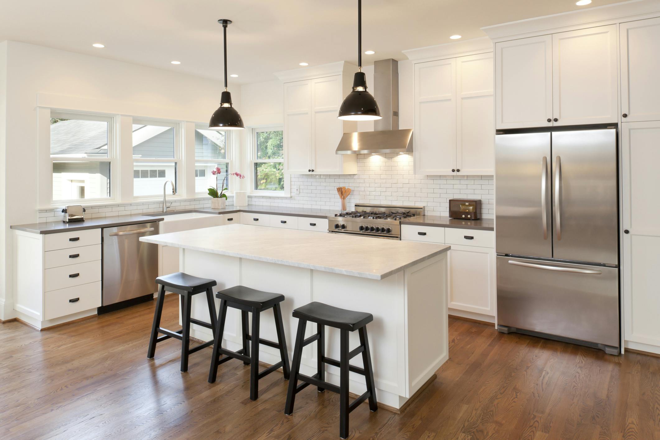 Kitchen Island vs Peninsula Which is better? Homes hipages